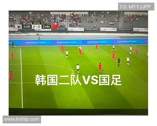 东亚杯精彩对决中国队与韩国队比分揭晓赛事回顾与精彩瞬间分析 东亚杯精彩对决中国队与韩国队比分揭晓赛事回顾与精彩瞬间分析